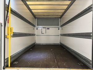 2022 Ford Transit Luton Box Van - Image 3
