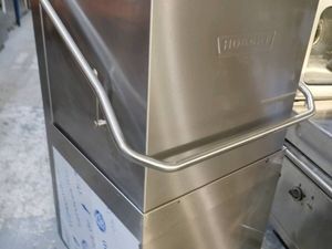 HOBART pass through dishwasher - Image 4