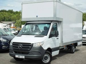 2023 Mercedes-Benz Sprinter Luton Box Van - Image 2