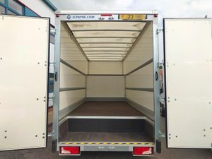 2023 Mercedes-Benz Sprinter Luton Box Van - Image 3