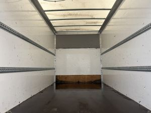 2023 Iveco Daily Luton Box Van - Image 3