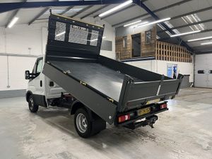 2025 Iveco Daily Tipper Van - Image 2