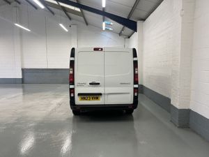 2023 Renault Trafic Panel Van - Image 4