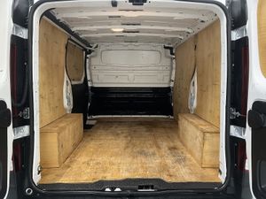 2023 Renault Trafic Panel Van - Image 2