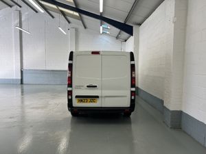 2023 Renault Trafic Panel Van - Image 4