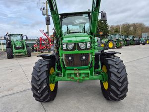 John Deere 6090M 2016 - Image 4