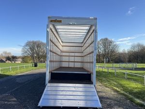 2020 Mercedes-Benz Sprinter Luton Box Van - Image 2