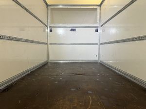 2024 Ford Transit Luton Box Van - Image 3