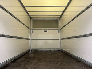 2024 Ford Transit Luton Box Van - Image 3