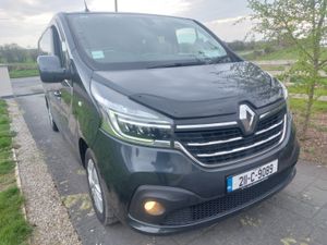 RENAULT TRAFIC 2021' 6 SEATER CREWCAB - Image 3