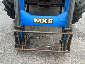 2015 New Holland T6.165 with MX Loader - Image 3