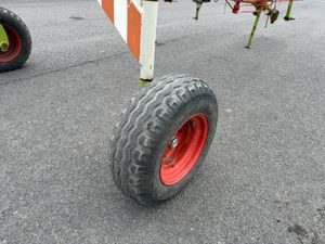 Claas Linear 880 Rake - Image 3