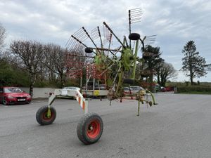 Claas Linear 880 Rake - Image 4