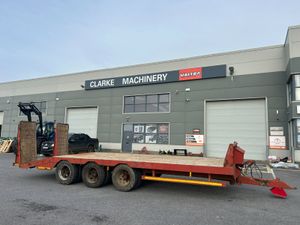 Herron Tri Axle Low Loader - Image 3