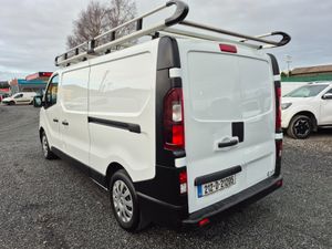 RENAULT TRAFIC LOW MILEAGE INCUDES VAT - Image 4