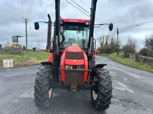 2007 Zetor Proxima 6441 with Loader - Image 2