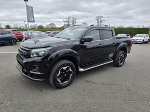 Nissan Navara Tekna Euro 6 - Image 2