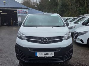 🔥23 OPEL VIVARO LOW KMS🔥 - Image 2