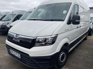 Man TGE 2023 super low mileage - Image 4