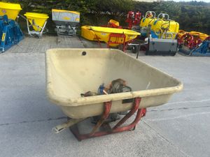 Abbey PA700 Fertilser Spreader - Image 3