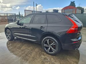 212 Volvo XC60  B4 R Design  Automatic - Image 4