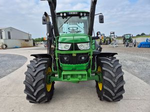 John Deere 6115M 2015 - Image 3