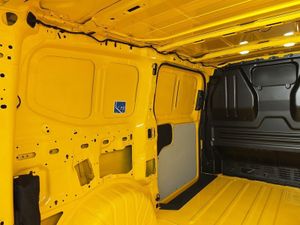 2025 Ford Transit Custom Panel Van - Image 4