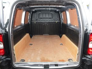 2023 Peugeot Partner Small Panel Van - Image 3