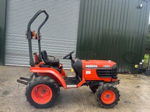 Kubota B1710 Compact Tractor - Image 2