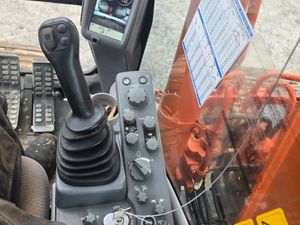 Hitachi 130-6 - Image 4