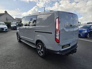 Ford Transit Custom CUSTOM 2.0 320 ACTIVE *CREWCAB - Image 3