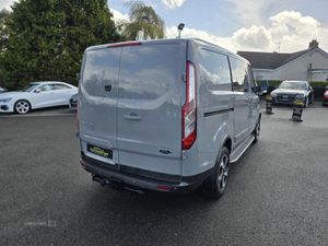 Ford Transit Custom CUSTOM 2.0 320 ACTIVE *CREWCAB - Image 4