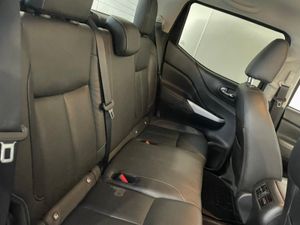 Nissan Navara TEKNA DCI AUTO DCB - Image 4