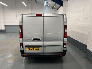 2023 Renault Trafic Panel Van - Image 4