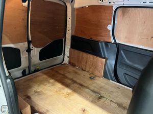 2023 Toyota ProAce City Small Panel Van - Image 3