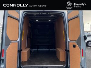 Volkswagen Crafter CRAFTER Highline 35 MWB H/Roof - Image 4