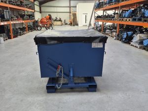 Tipping Skips With Canvas Lids - Image 4