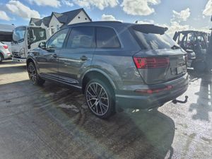 171 AUDI Q7 S-LINE 3.0 TDI QUATTRO 218 BHP 7 SEAT - Image 4