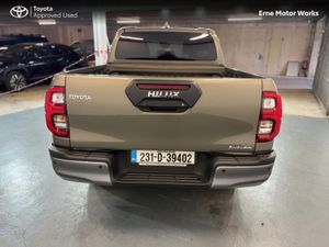 Toyota Hilux HILUX 2.8 INVINCIBLE AUTO *REDUCED BY - Image 4