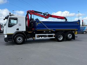 Renault D26 grab truck 2026 - Image 4