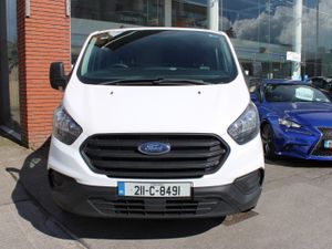 2021 Transit Custom 2.0L 1 OWNER -  FULL HISTYORY - Image 2