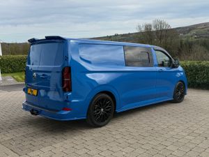 2025 Volkswagen Transporter Auto DSG 150bhp Crew - Image 4