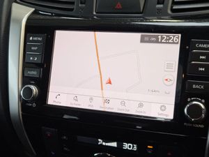 19 NISSAN NAVARA TEKNA EDITION CREW CAB COMMERCIAL - Image 2