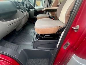 2011 DETHLEFFS ADVANTAGE - Image 3