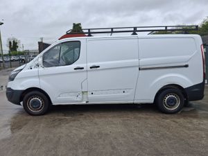 152 Ford Transit  2.2 Diesel  Manual  6 speed - Image 2