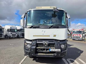 2014 Renault T Cab C430 8x4 tipper - Image 2