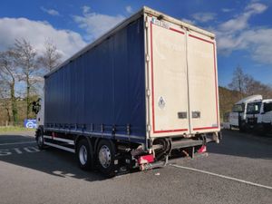 2017 Scania G280 6x2 with 26ft curtainsider - Image 3