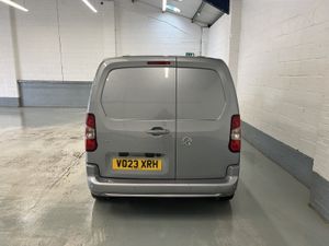 2023 Vauxhall Combo Small Panel Van - Image 4