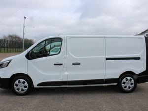 2022 Renault Trafic LL30 Business - Image 2