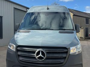 Mercedes-Benz Sprinter 2018 - Image 2